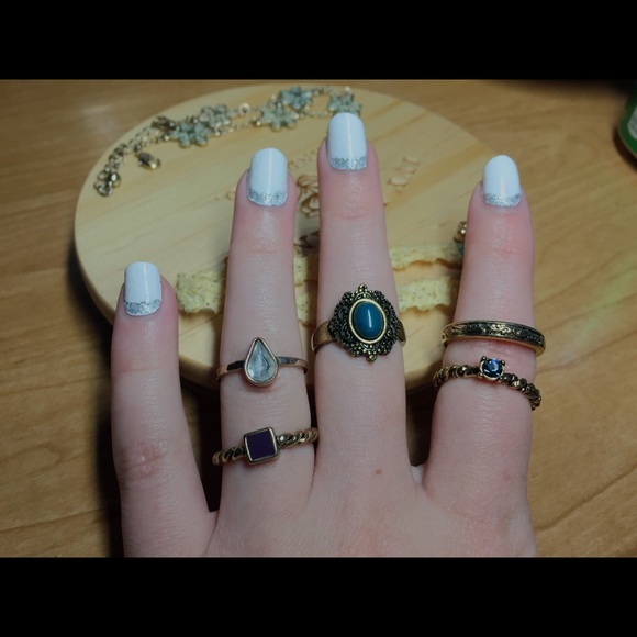 BUNDLE! Rings and bracelets - Picture 2 of 4